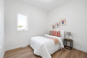 1631 Ross Ave W - Interior-12