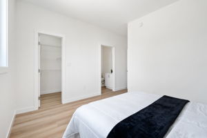 1631 Ross Ave W - Interior-14