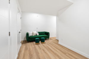 1631 Ross Ave W - Interior-20