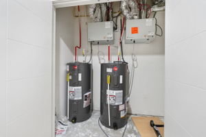 1631 Ross Ave W - Interior-22