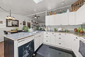 16318 63rd Ave Ct E, Puyallup, WA 98375, USA Photo 17