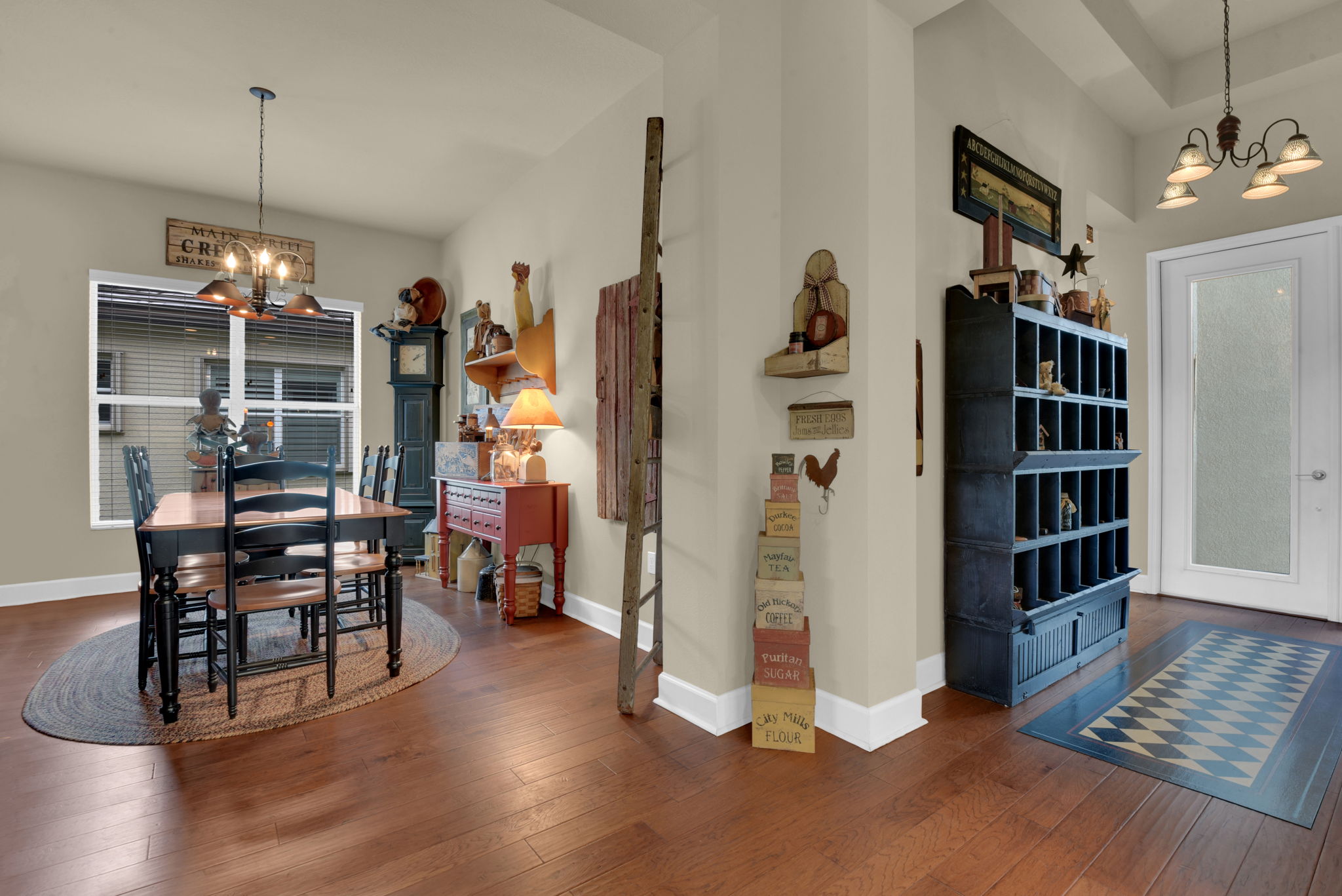Foyer & Dining Room