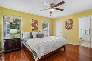 Falcon Hill St-S1006-028.jpg