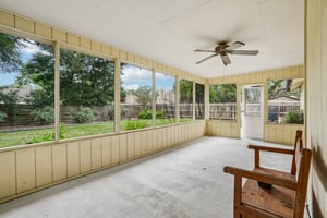 Falcon Hill St-S1006-034.jpg