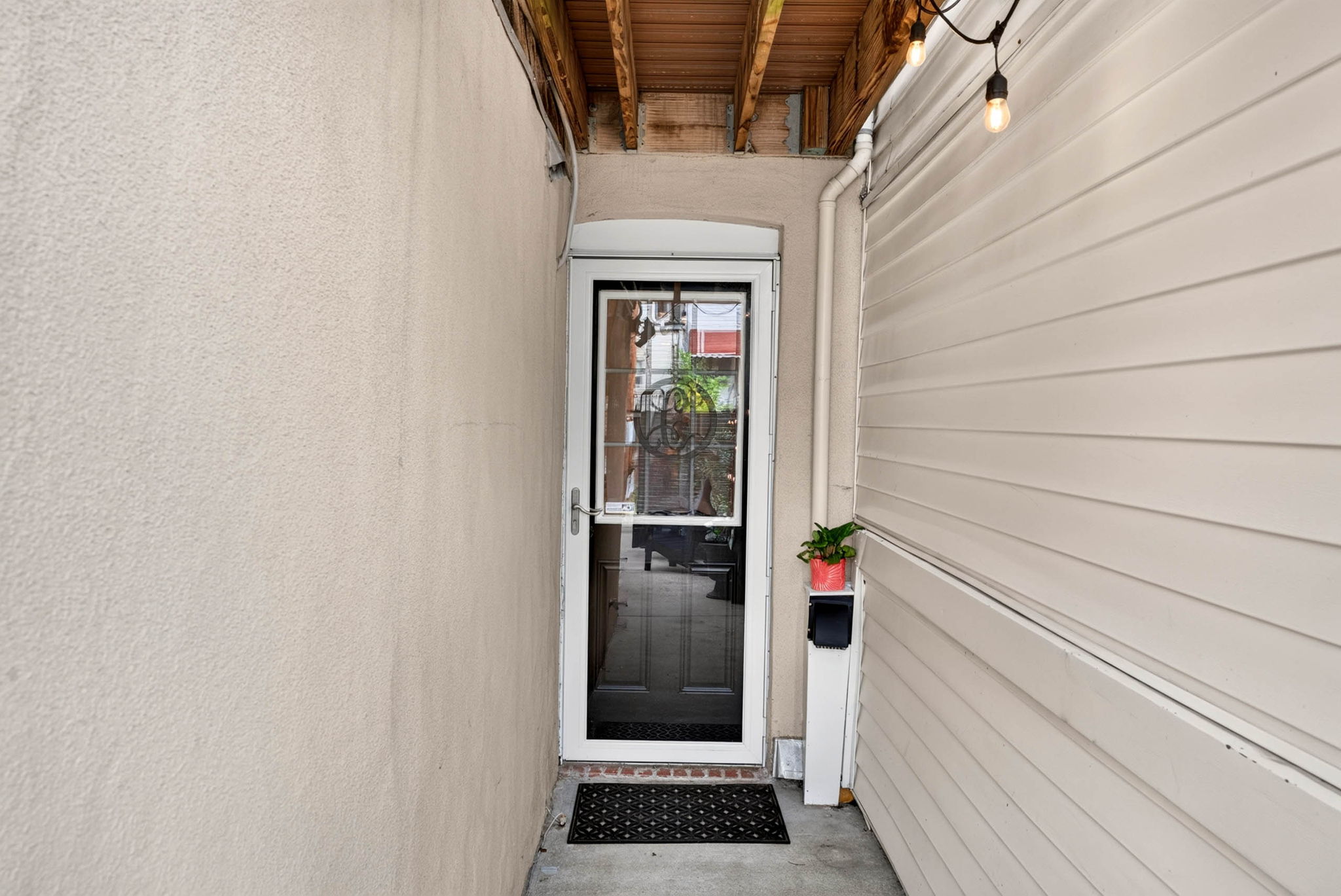 Belt Street 9