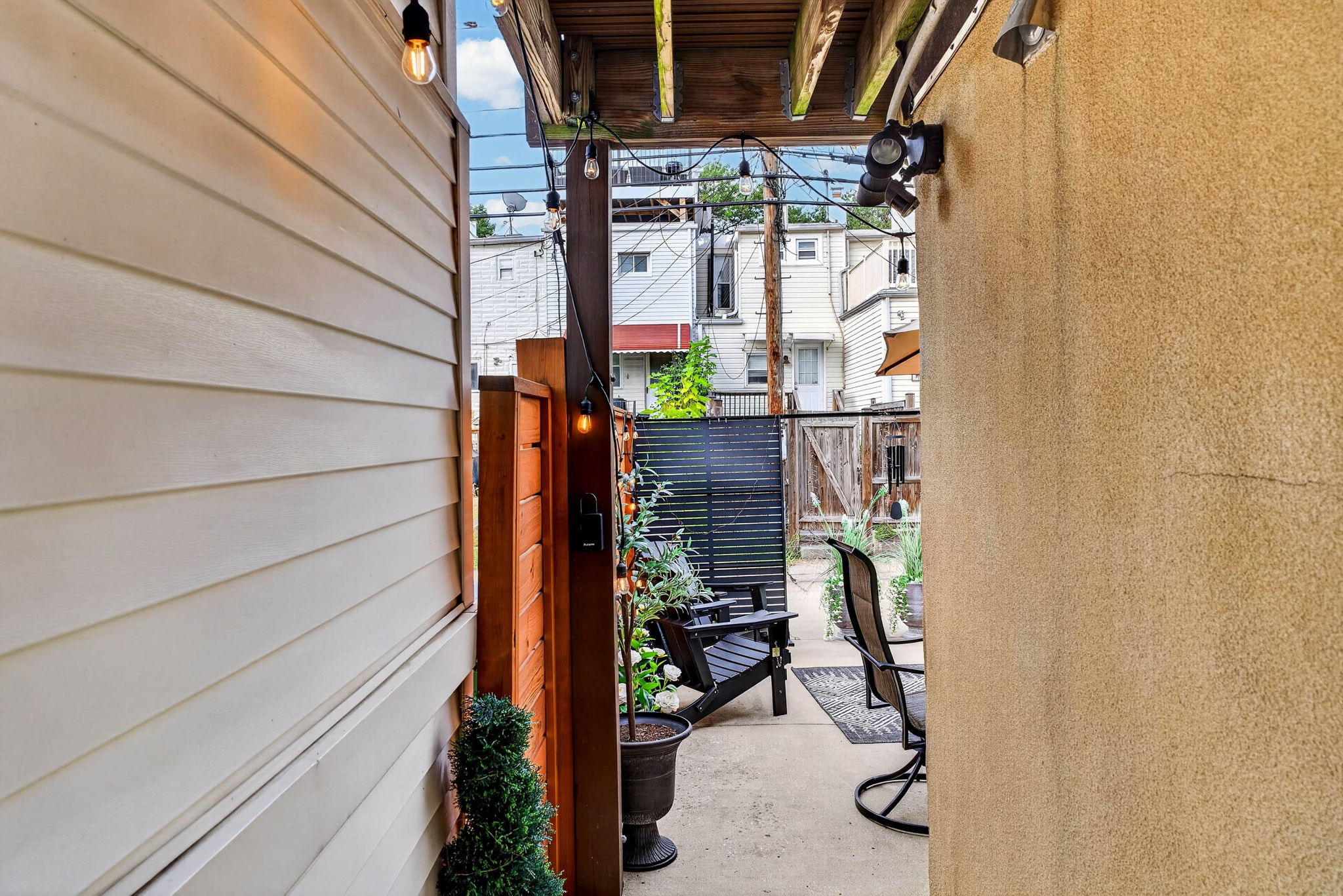 Belt Street 10