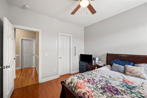  Photo 23