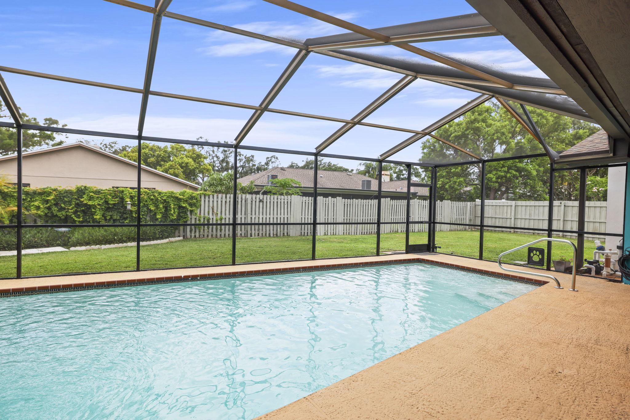 Pool - 495A1010