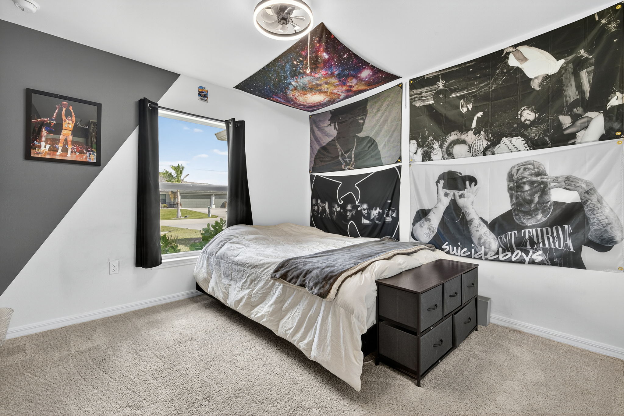 Guest Bedroom 3 - 1 of 2