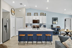 Breakfast Bar 2 of 2