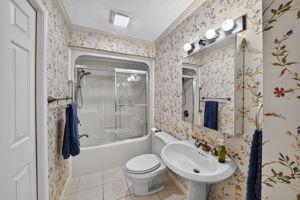  Photo 0