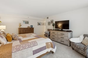 1633 2nd St Primary Bedroom