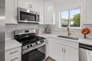 Kitchen 6