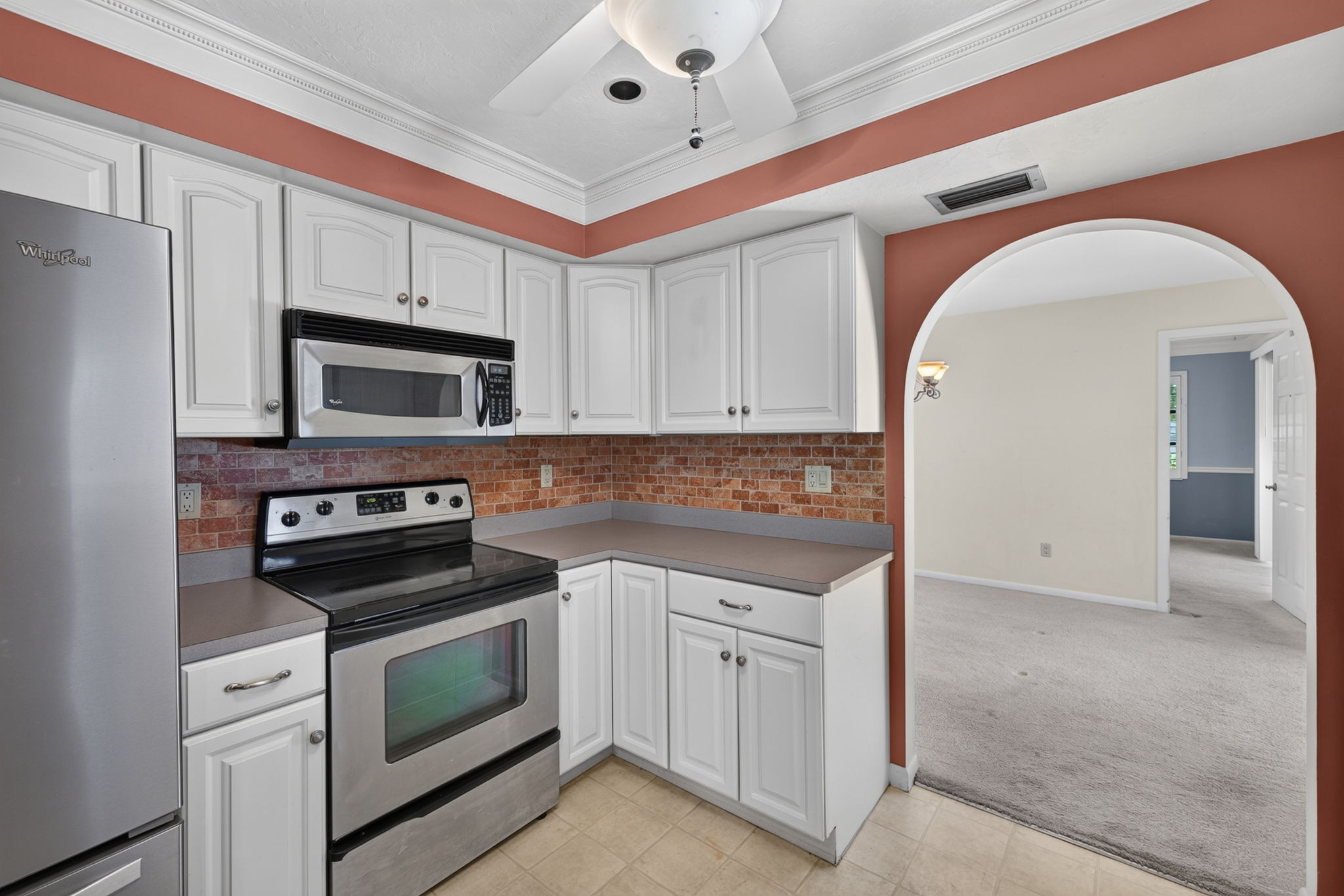 Kitchen 3 of 3