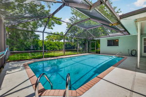 Pool 2 of 4