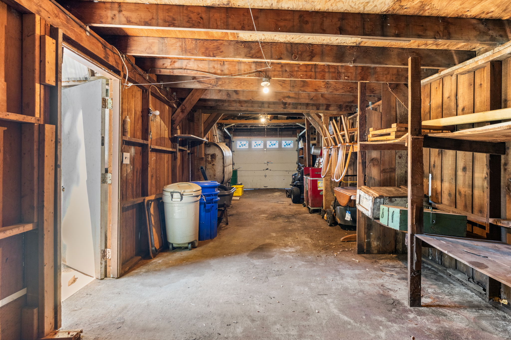 GARAGE