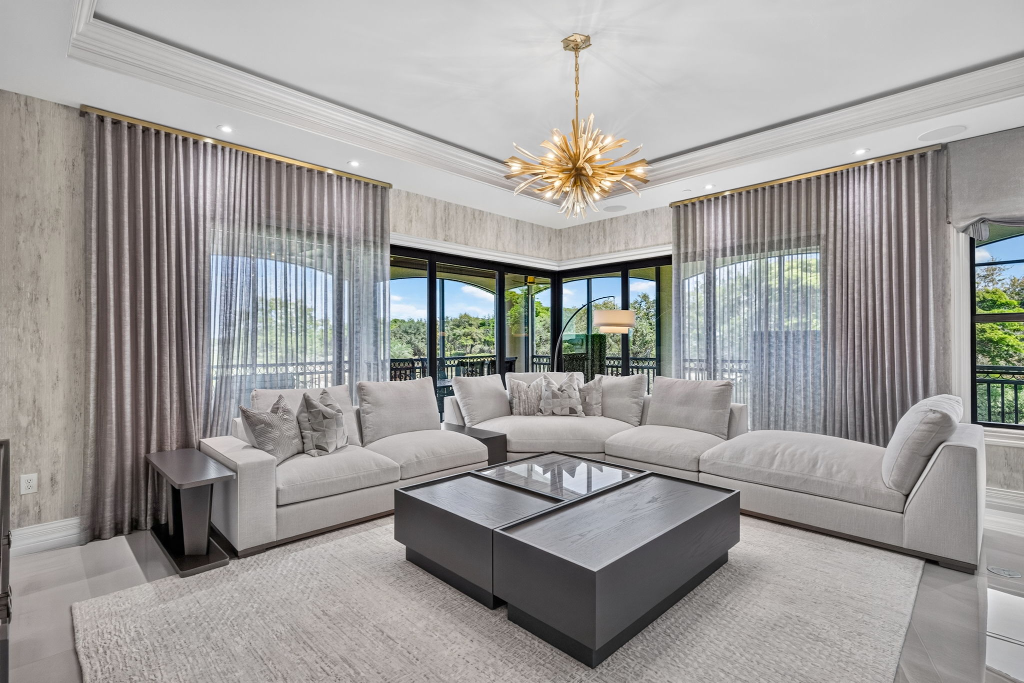 Living Room 4