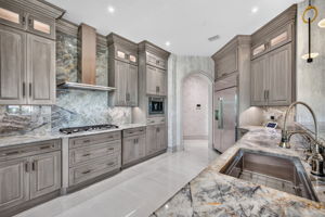 Kitchen 3