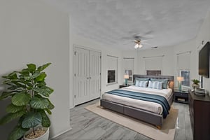 DSC_5926 virtually staged.jpeg