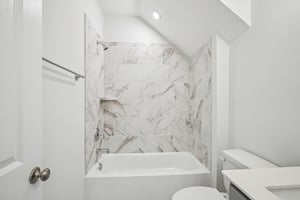 Ashton Pk Dr-S1403-038.jpg