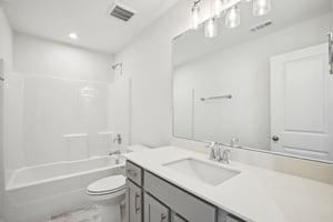 Ashton Pk Dr-S1403-063.jpg