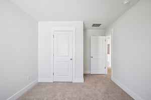 Ashton Pk Dr-S1403-066.jpg