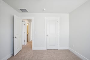 Ashton Pk Dr-S1403-069.jpg