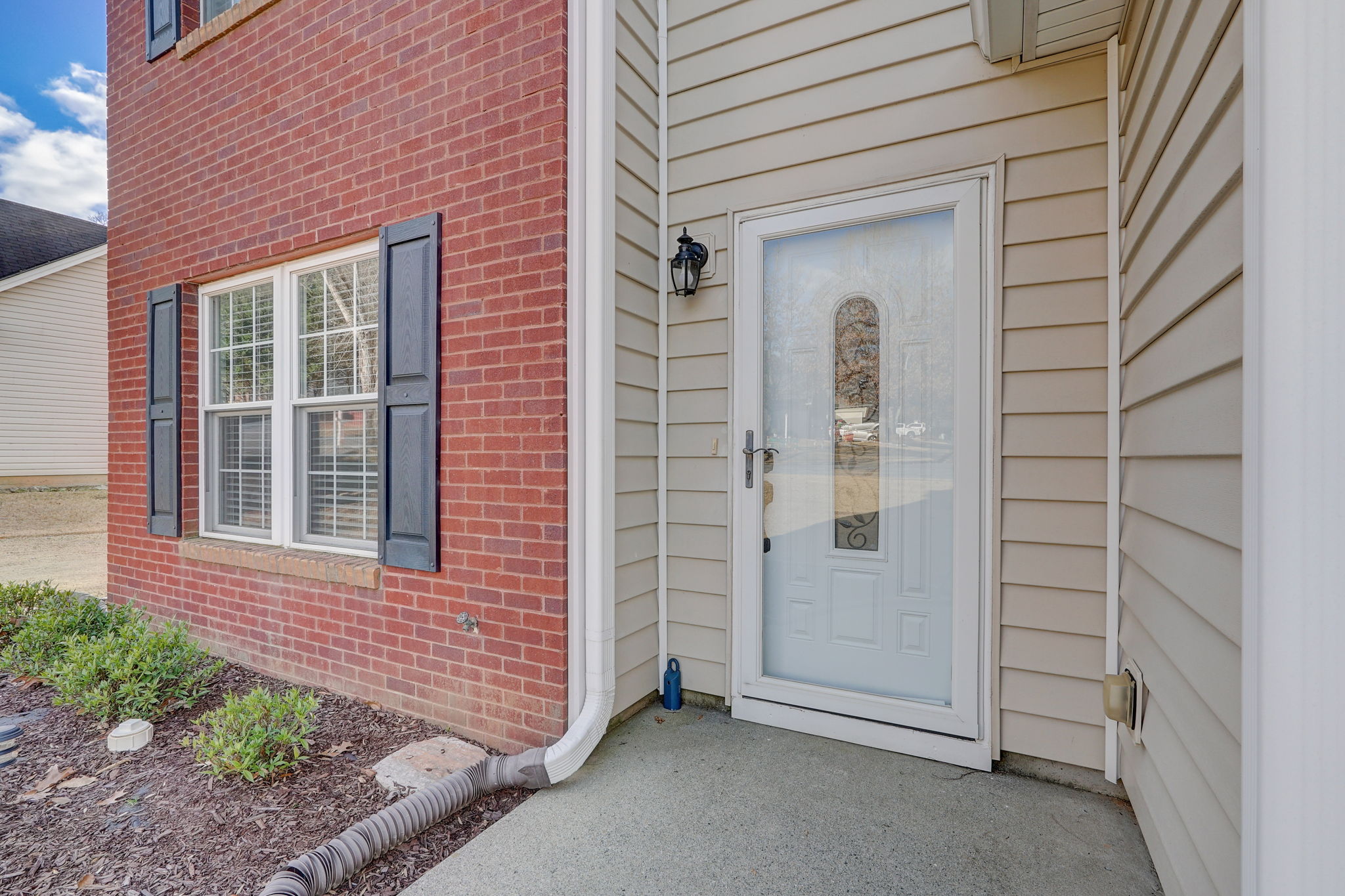 Patrick Mill Pl NE-006