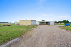  Photo 0