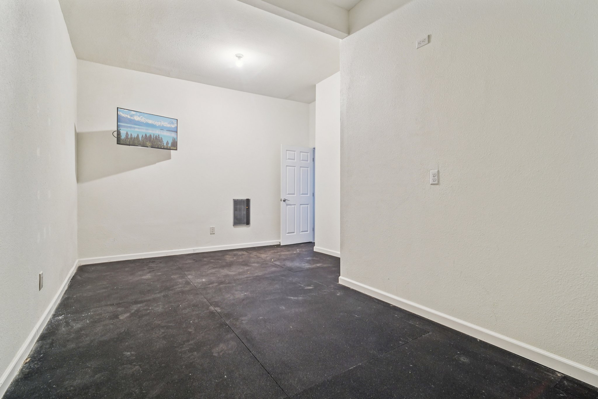 SE 66th St-S2403-038.jpg