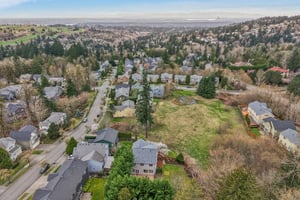 SE 66th St-S2403-057.jpg