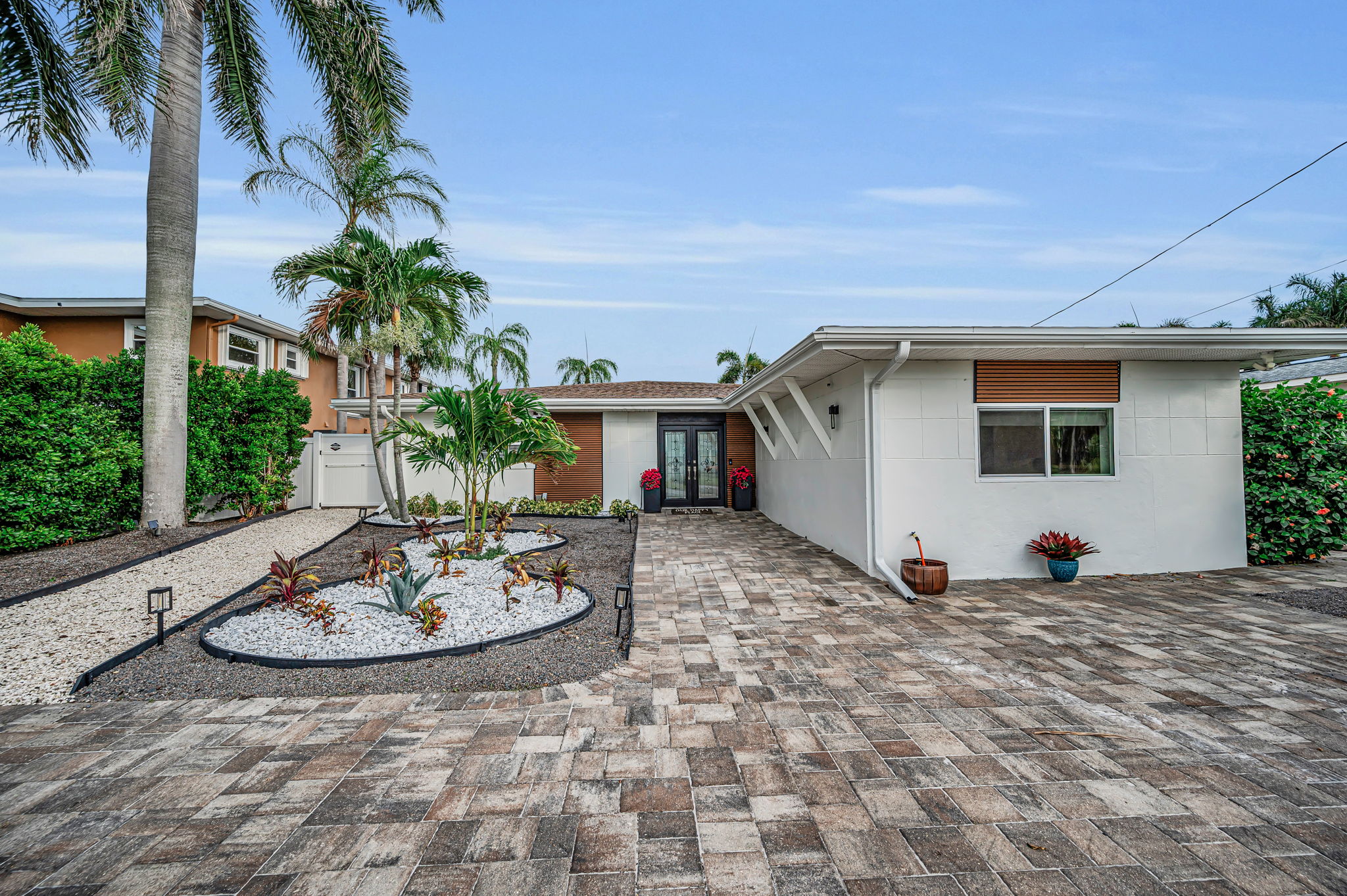 Front Exterior1