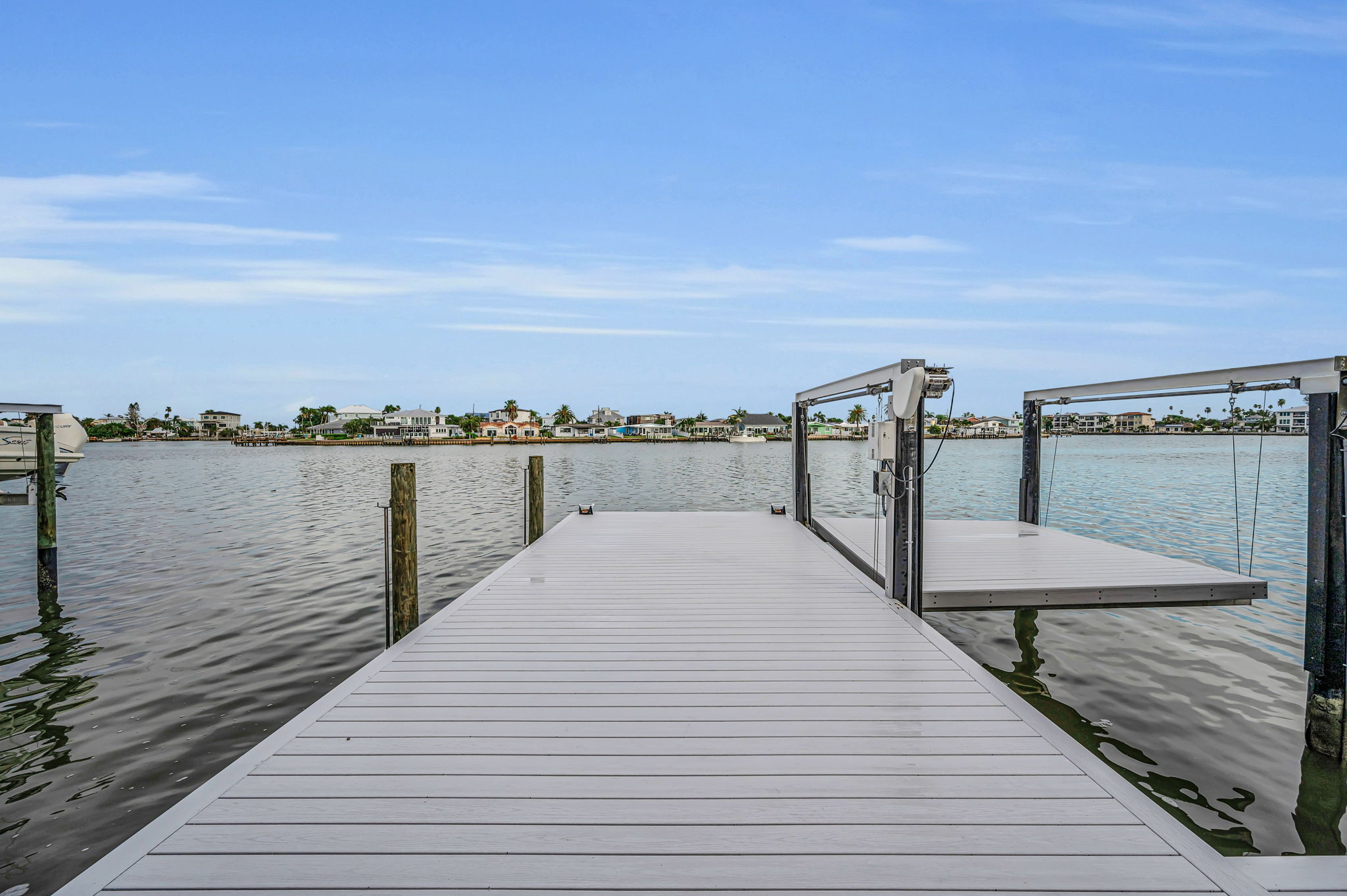 Dock1