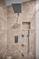 Primary Bathroom1c