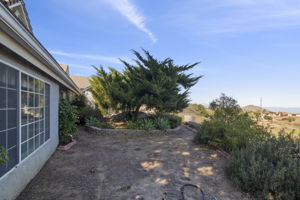  Photo 52