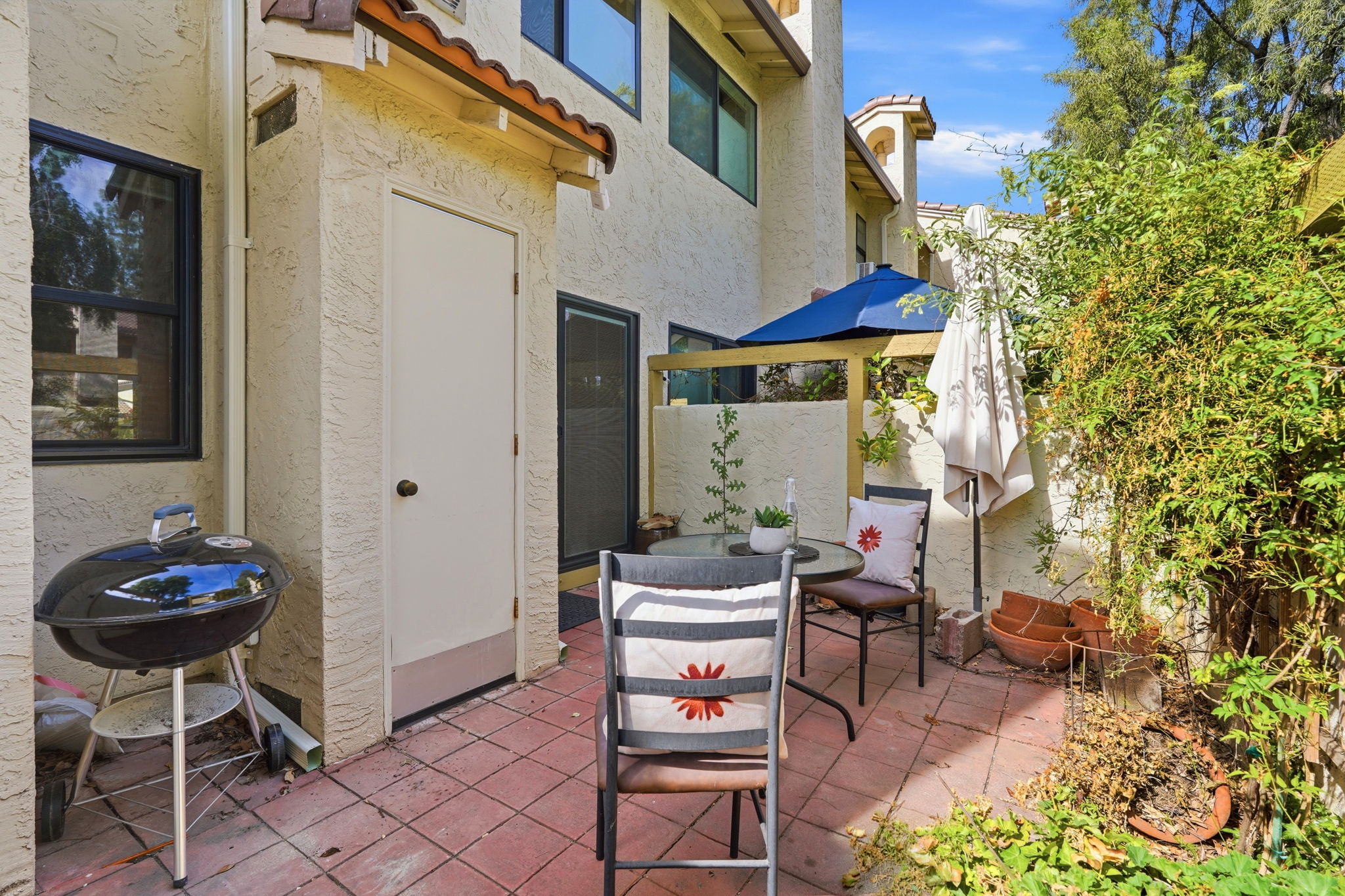 029_F8_1636 Branham Ln