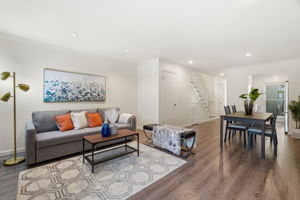 006_F8_1636 Branham Ln