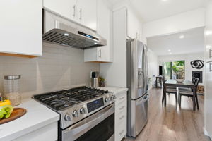 010_F8_1636 Branham Ln