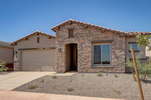  W Desert Mirage Dr-004
