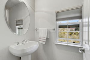 029_F8_1637 Mabury Rd