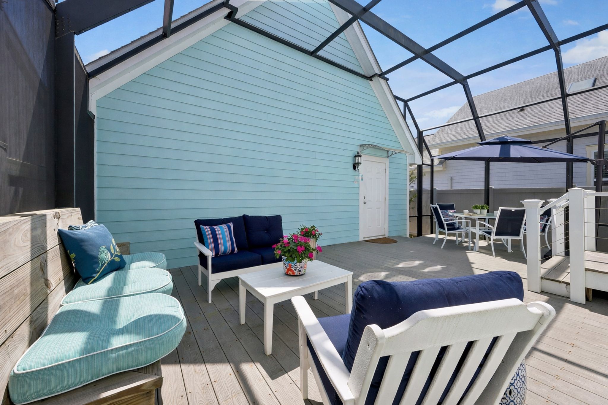 ... with room to lounge, gather, and enjoy the open-air feel with added privacy and enclosure.