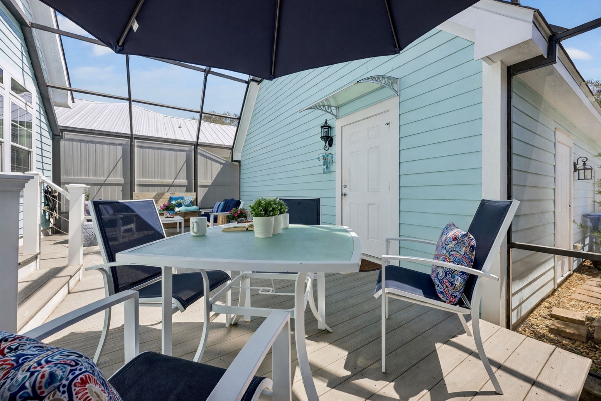 It is the kind of space that extends everyday living beautifully outdoors.