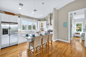 Breakfast Bar 1 of 3