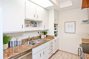 1637 Skycrest Dr, Walnut Creek, CA 94595, USA Photo 8