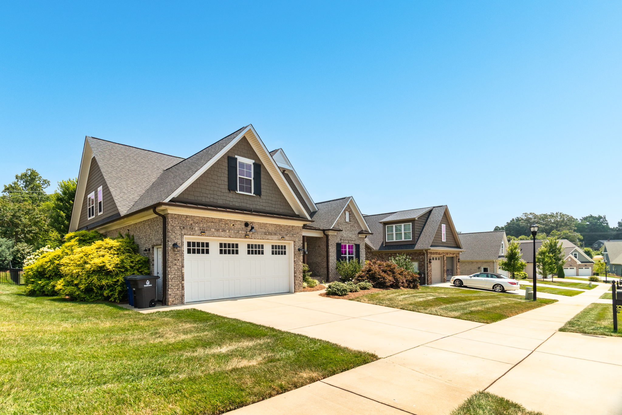1637 Wisteria Dr-2