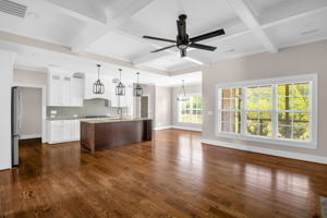 1637 Wisteria Dr-12
