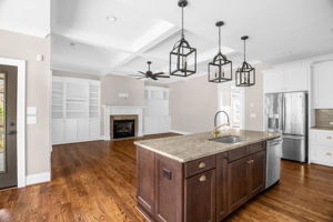 1637 Wisteria Dr-16