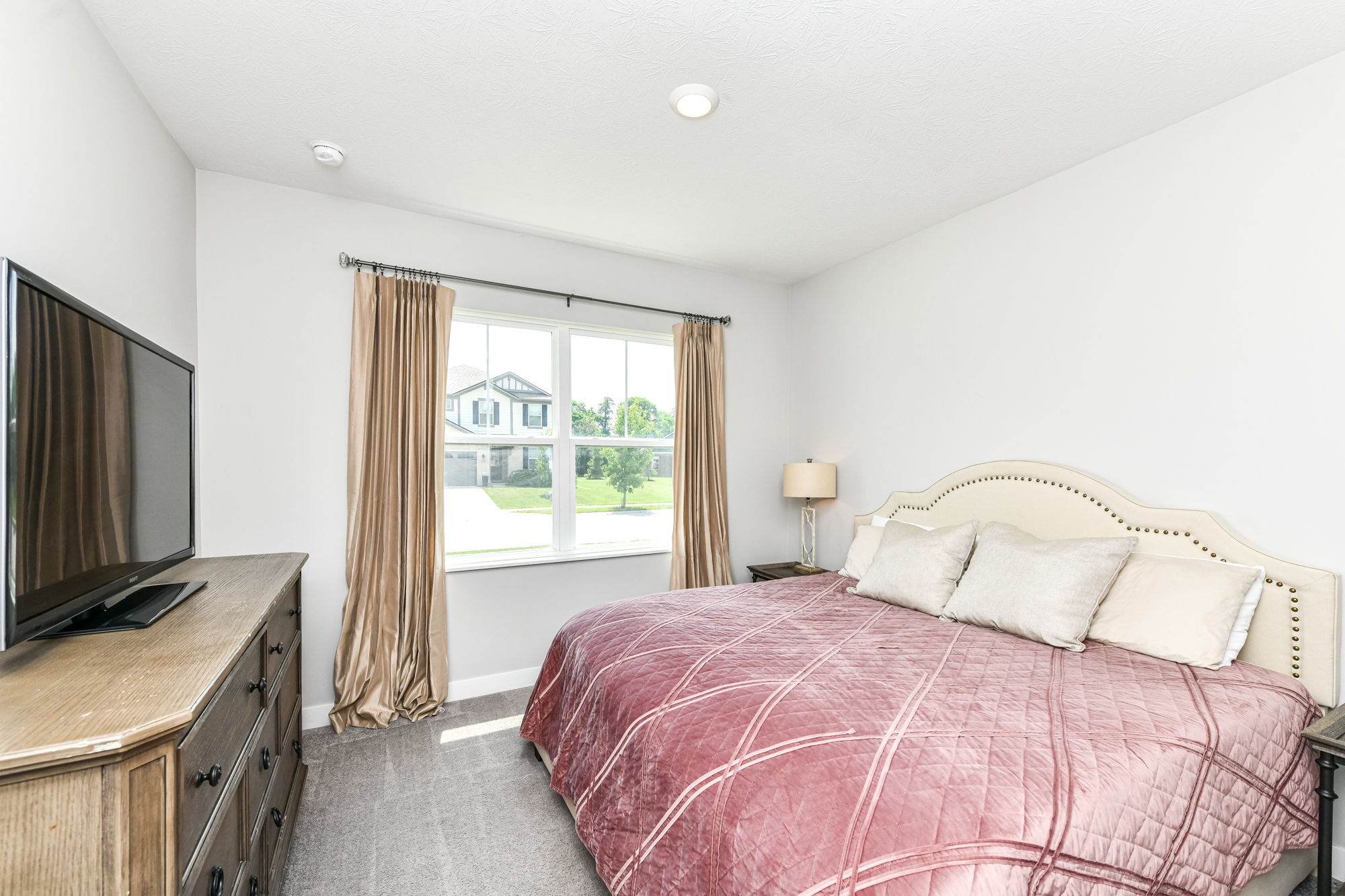 Guest Suite (Bedroom 5)