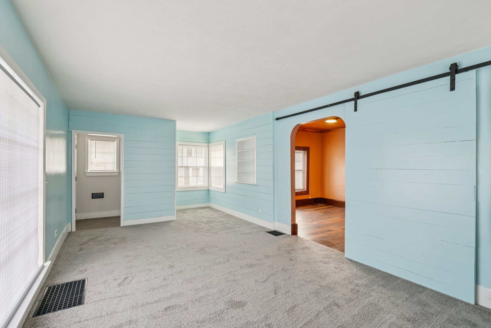 Burrows St-S2312-007.jpg