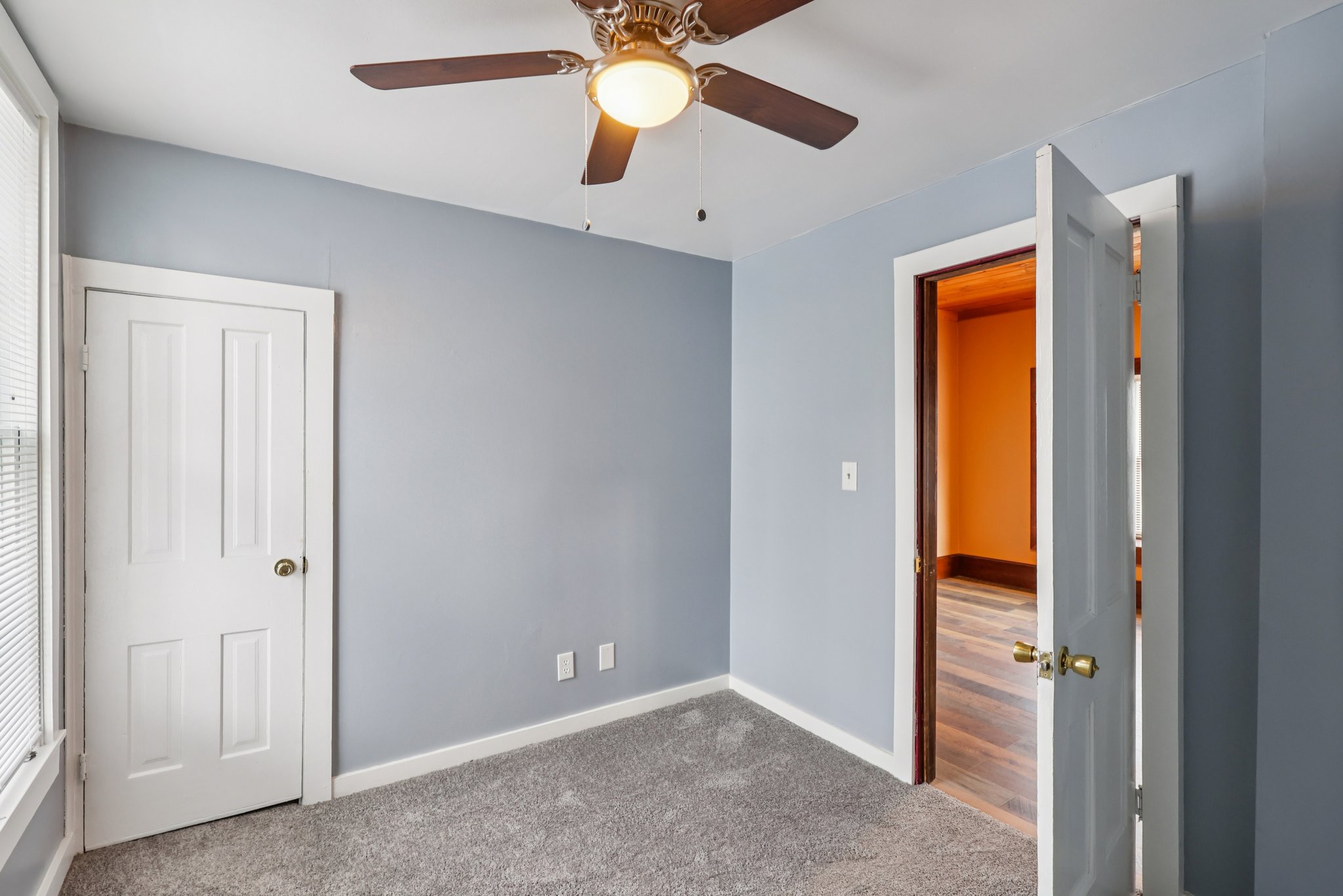 Burrows St-S2312-022.jpg